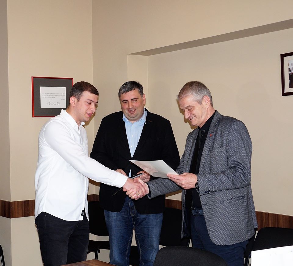 საპატიო სიგელი ომისა და სამხედრო ძალების ვეტერანებისთვის გაწეული სამედიცინო მომსახურებისთვის